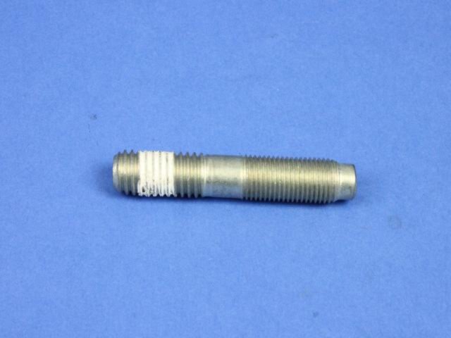STUD TRANMISSION CASE