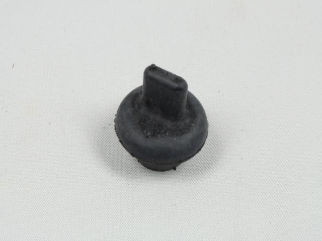 PLUG OIL FILL