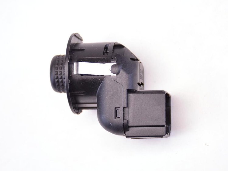 SWITCH MIRROR