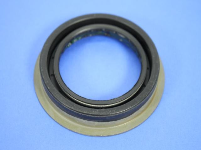 SEAL TRANSMISSION OIL PUM