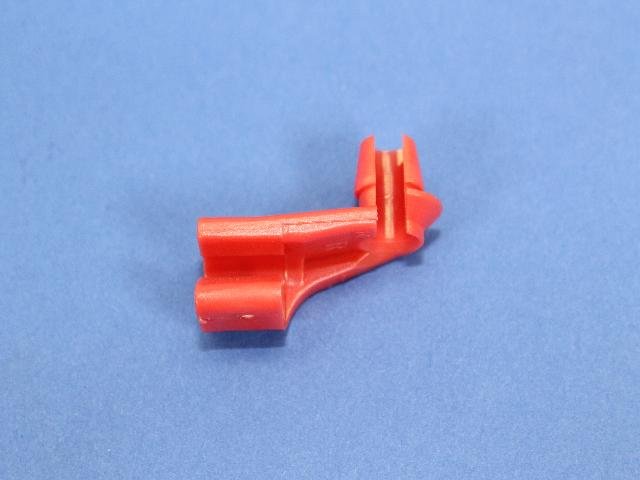 RETAINER LOCK ROD
