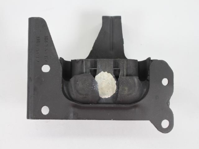 SUPPORT ENGINE MOUNT