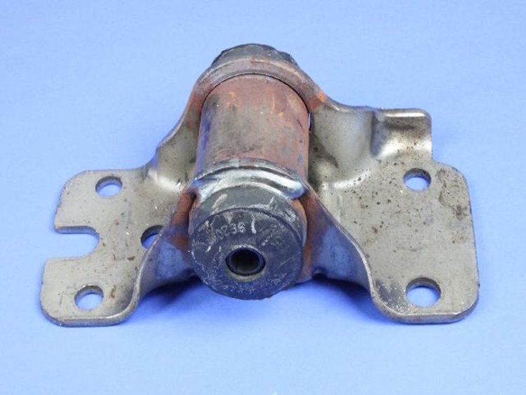 BRACKET REAR SPRING