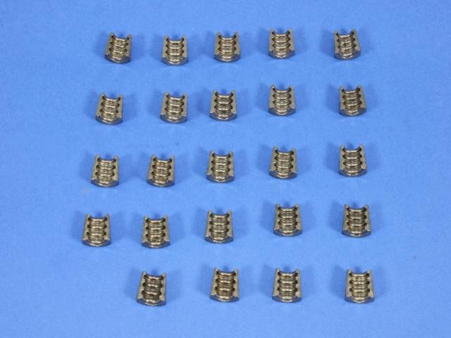 RETAINER VALVE SPRING