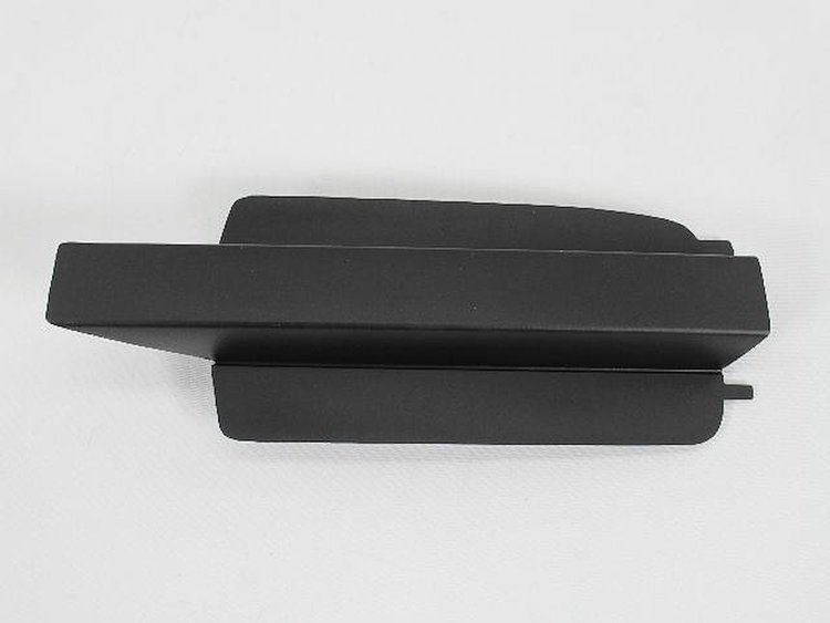PLUG FRONT FASCIA