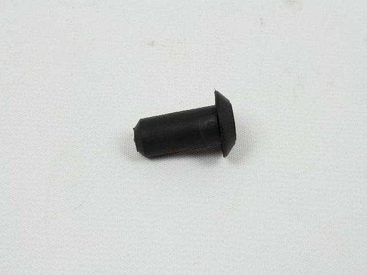 GROMMET