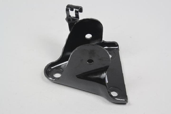 BRACKET RR SUSP C/MEMBER