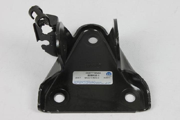 BRACKET RR SUSP C/MEMBER