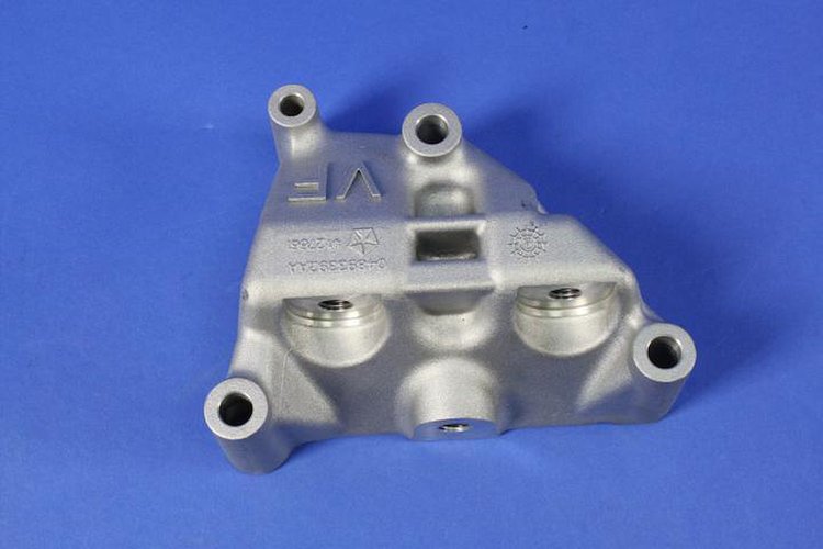 BRACKET ENGINE MOUNT