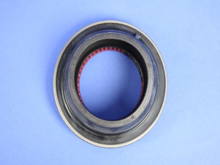 SEAL OUTPUT SHAFT