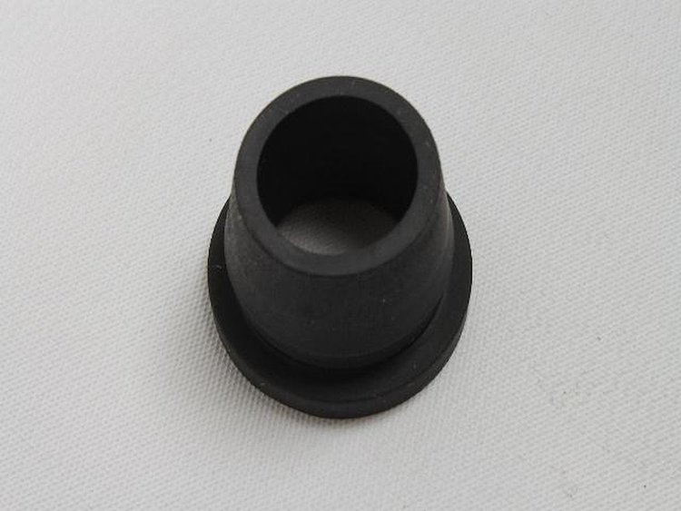 GROM W/SHIELD WASHER PUMP