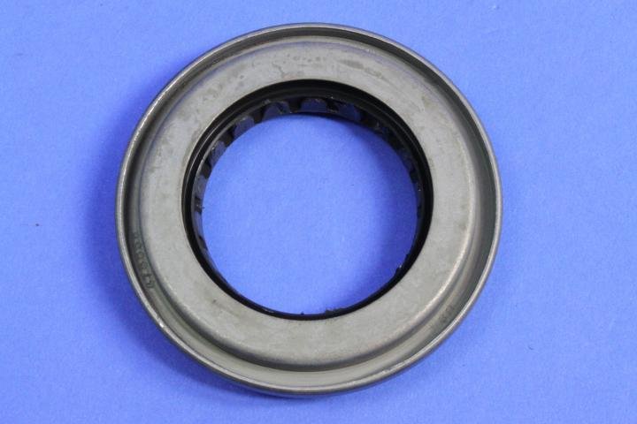 SEAL DRIVE PINION