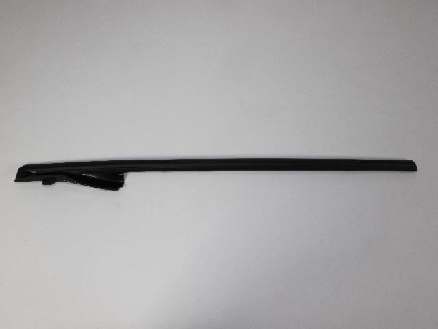 MOLDING QUARTER PANEL