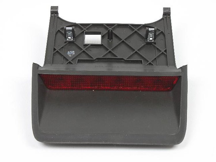 LAMP CENTER HIGH MNT STOP
