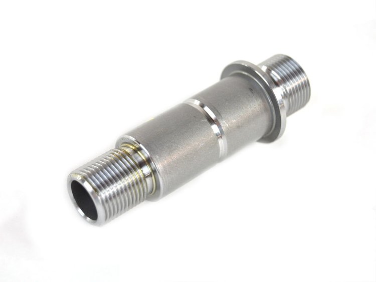 CONNECTR ENGINE OIL COOLR