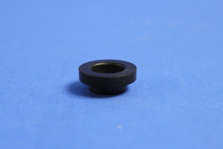 GROMMET