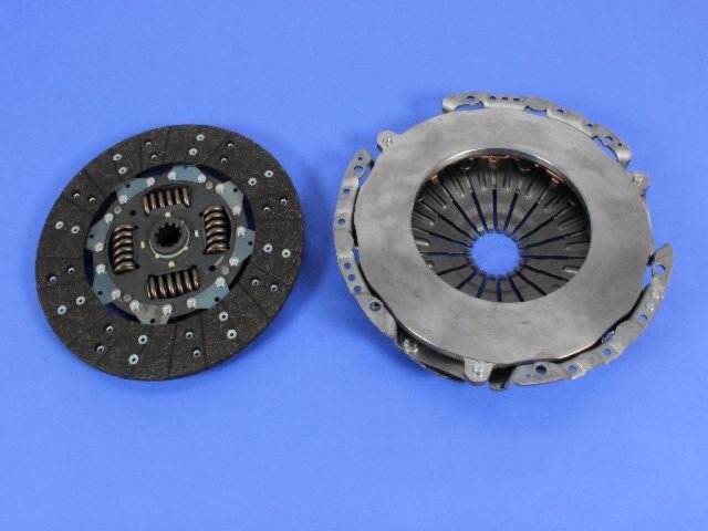 CLTCH KIT PRES PLATE&DISC