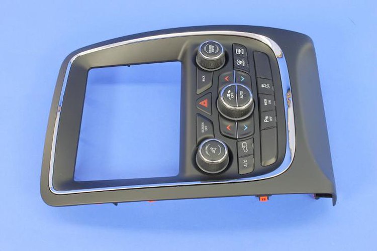 VEHICLE FEATURE CONTROLS