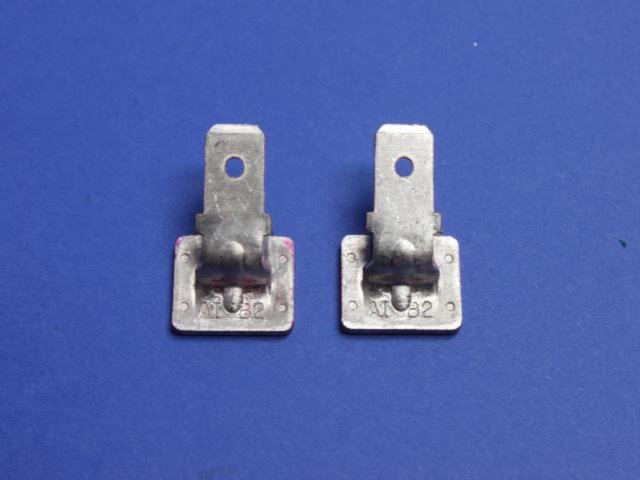 CLIP HEATED REAR WINDOW