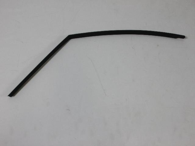 DOOR GLASS WEATHERSTRIP