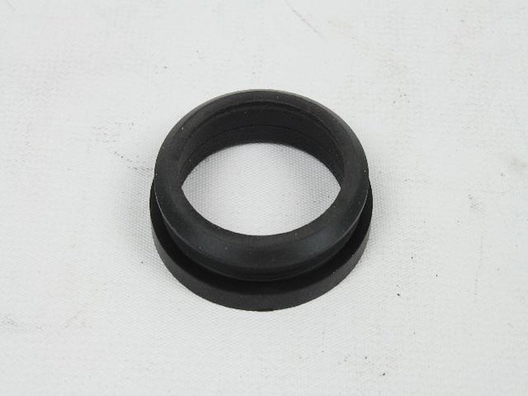 GROMMET W/SHIELD PUMP