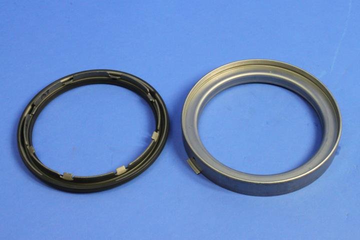 RETNR PACKAGE 2&4 CLUTCH