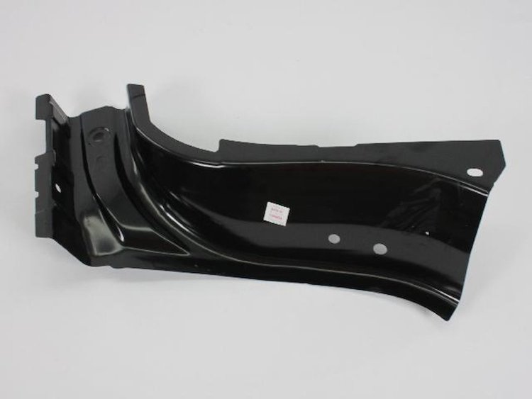 BODY SIDE APERTURE