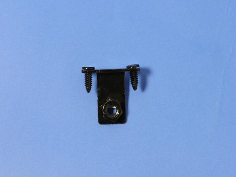 BRACKET SKID PLATE