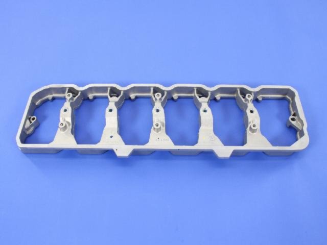 HOUSING ROCKER ARM