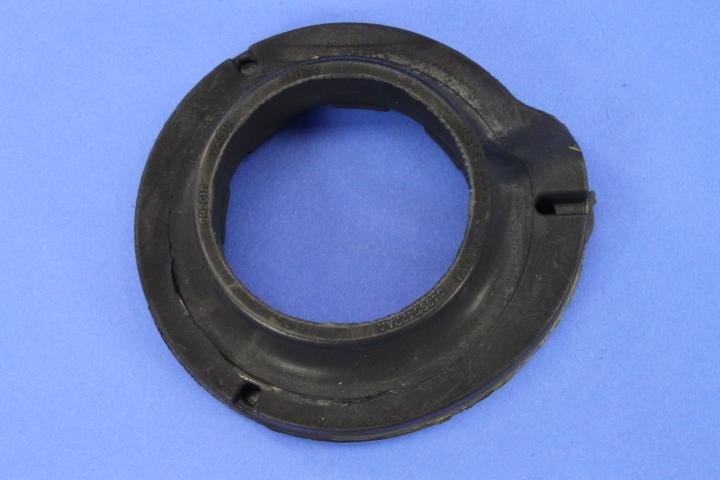 INSULATOR FRONT SPRING