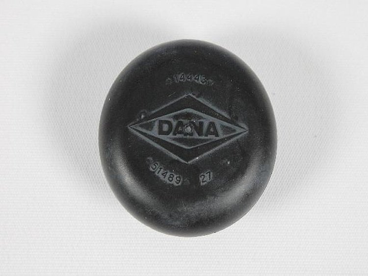 PLUG DIFFERENTIAL COVER