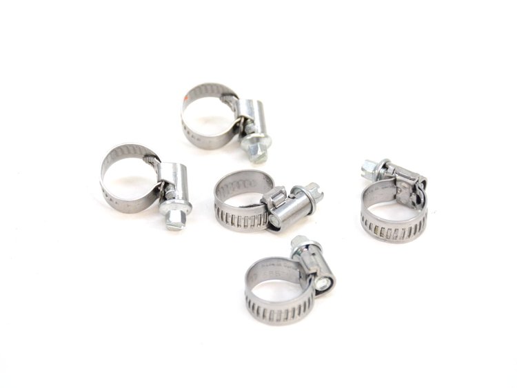 CLAMP OIL COOLER LINE