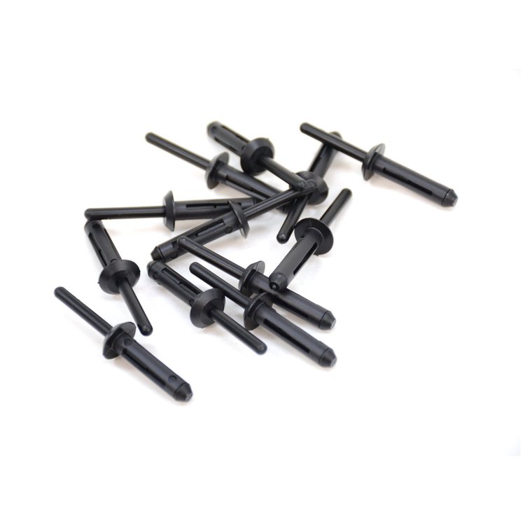 RIVET PLASTIC