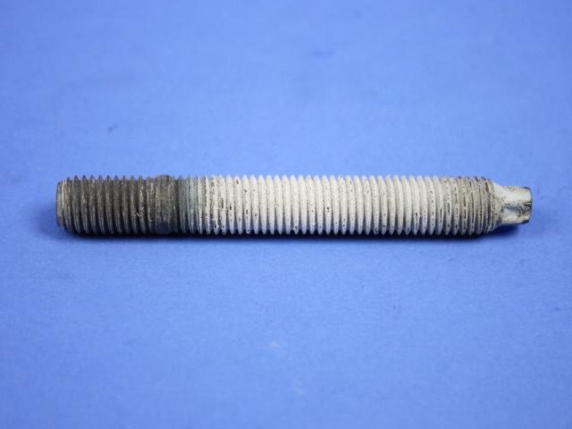 STUD DOUBLE ENDED