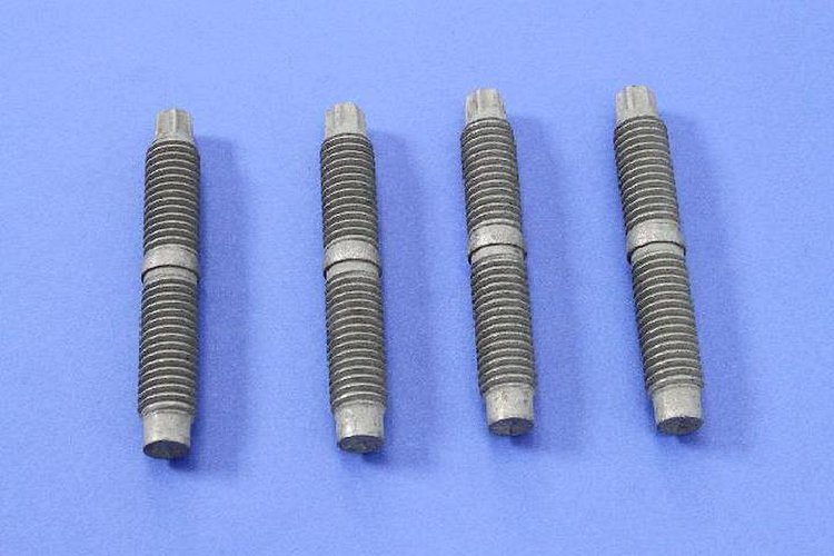STUD DOUBLE ENDED