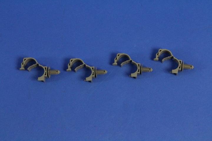 CLIP RETAINING