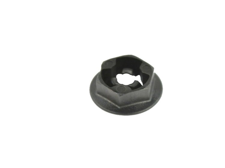 NUT PLASTIC