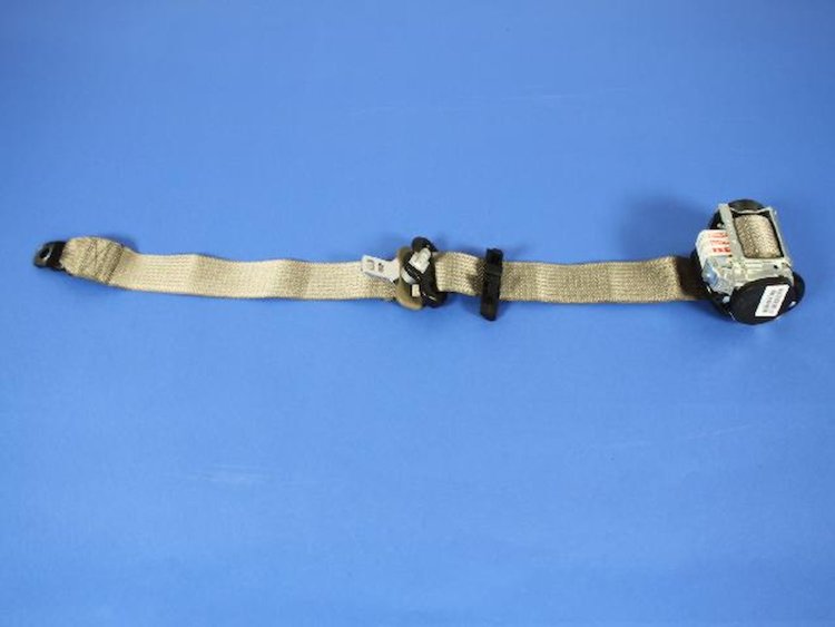 SEAT BELT RETRACTOR