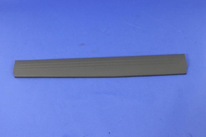 PLATE SCUFF