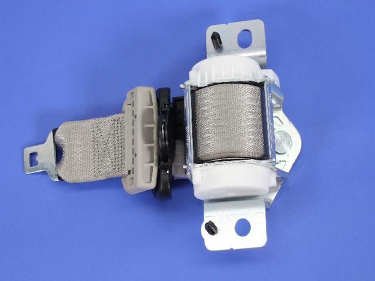 SEAT BELT 2ND REAR CENTER
