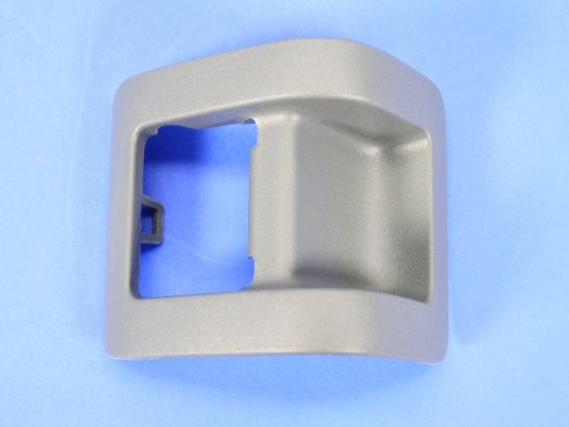 BEZEL SEAT RELEASE