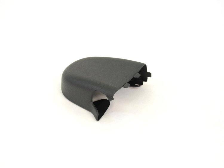 SHIELD RECLINER