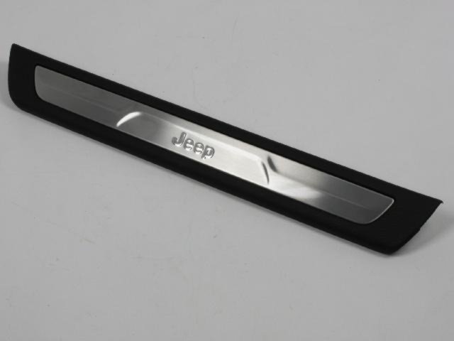 PLATE SCUFF