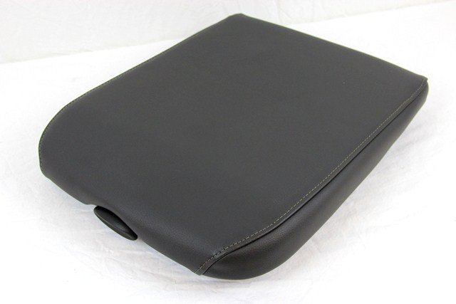 STORAGE ARMREST