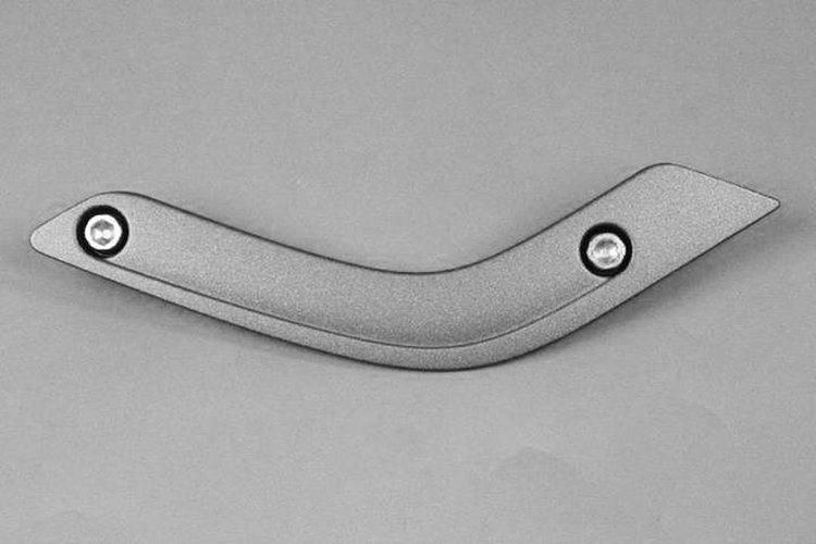 BEZEL RELEASE HANDLE