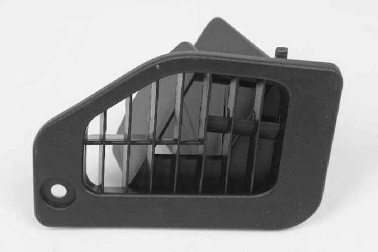 GRILLE LOWER