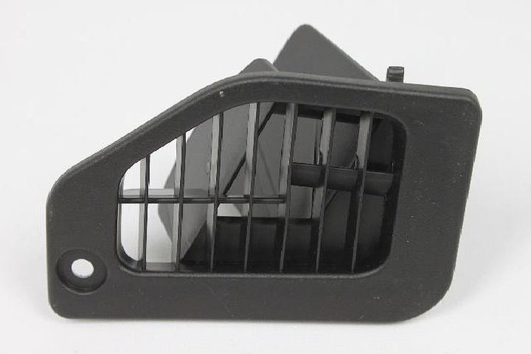 GRILLE LOWER