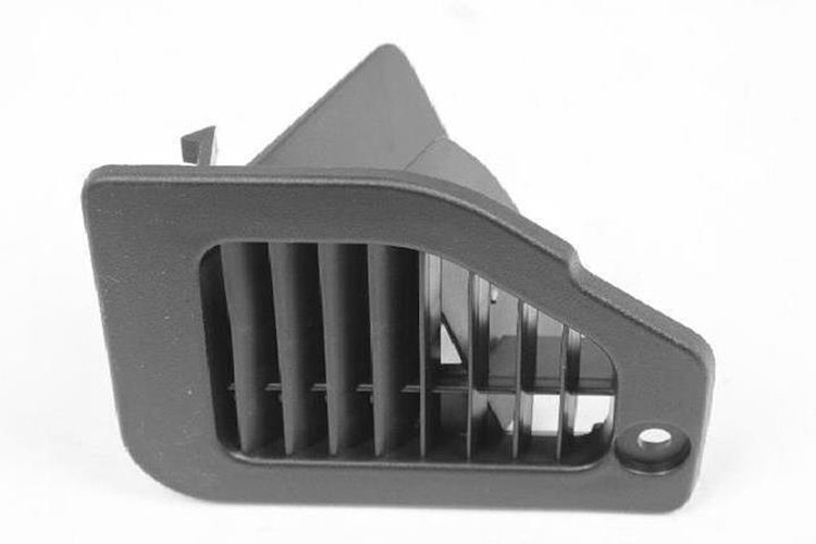 GRILLE LOWER