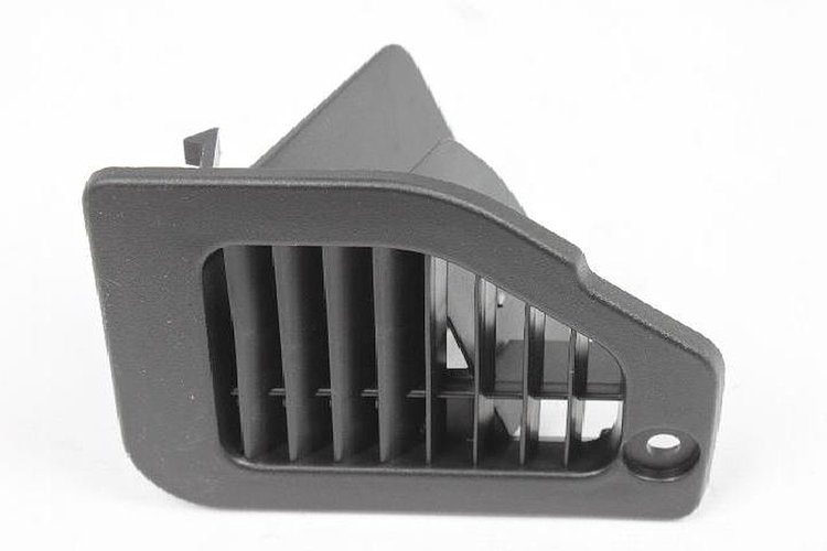 GRILLE LOWER
