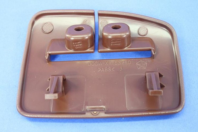 BEZEL SEAT BELT